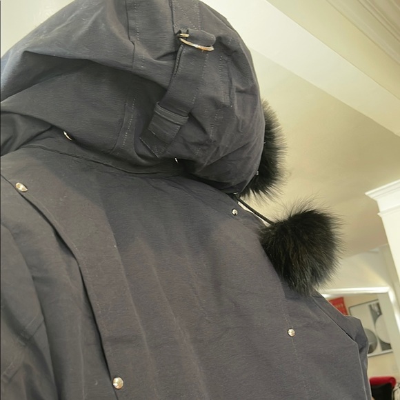 Moose Knuckles Blue Ski & Snow Jacket with Fur-Trimmed Hood - Picture 8 of 11